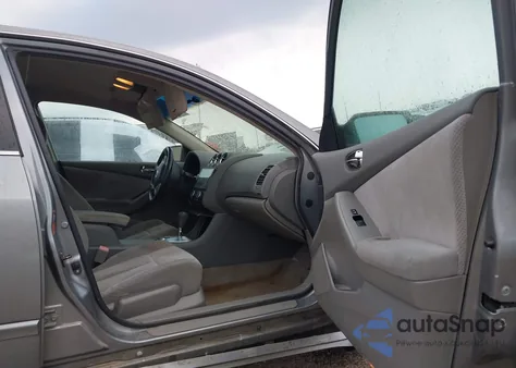 2008 Nissan Altima 2.5 S from USA, damaged, VIN 1N4AL21E08N512184